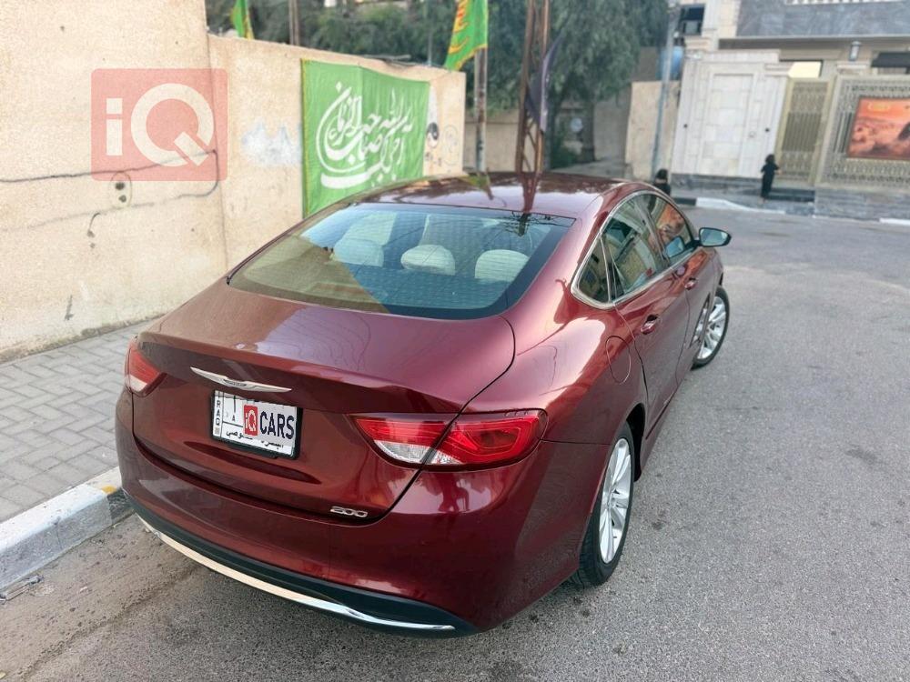 Chrysler 200